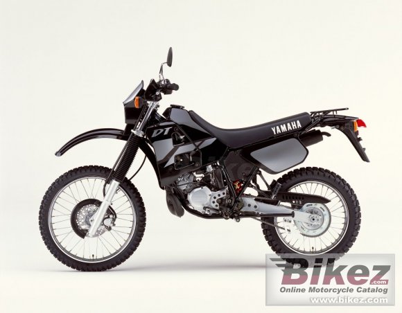 2002 yamaha dt 125 r photo